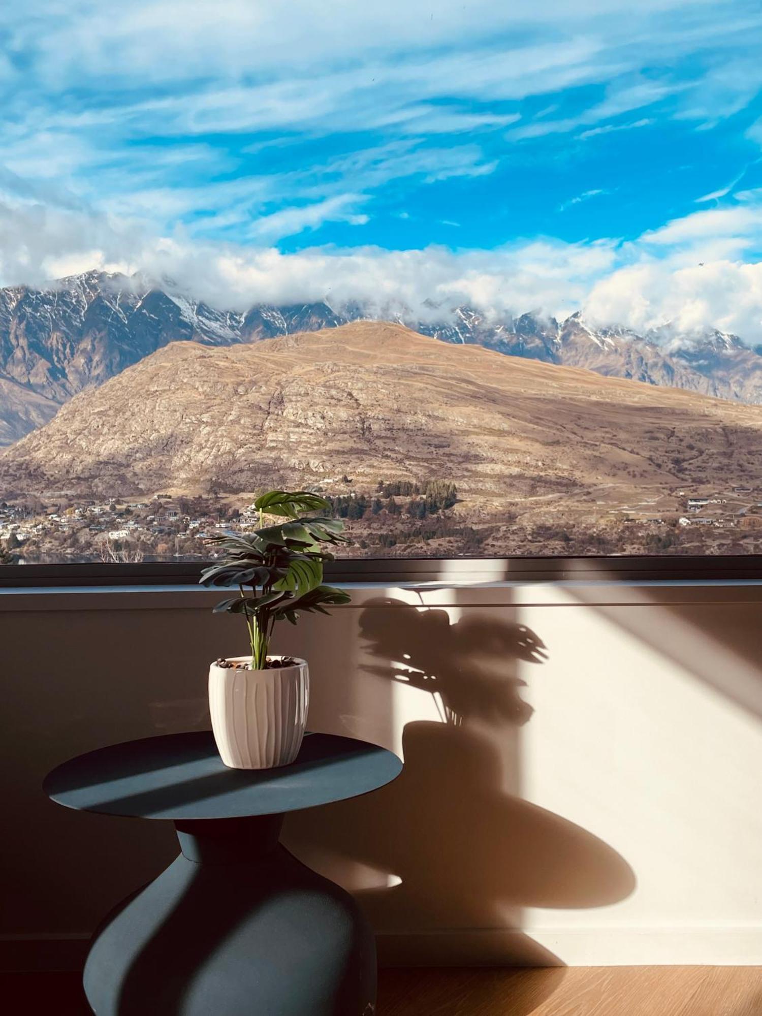 Ming'S Lakeside Goldleaf Suites Queenstown Ngoại thất bức ảnh