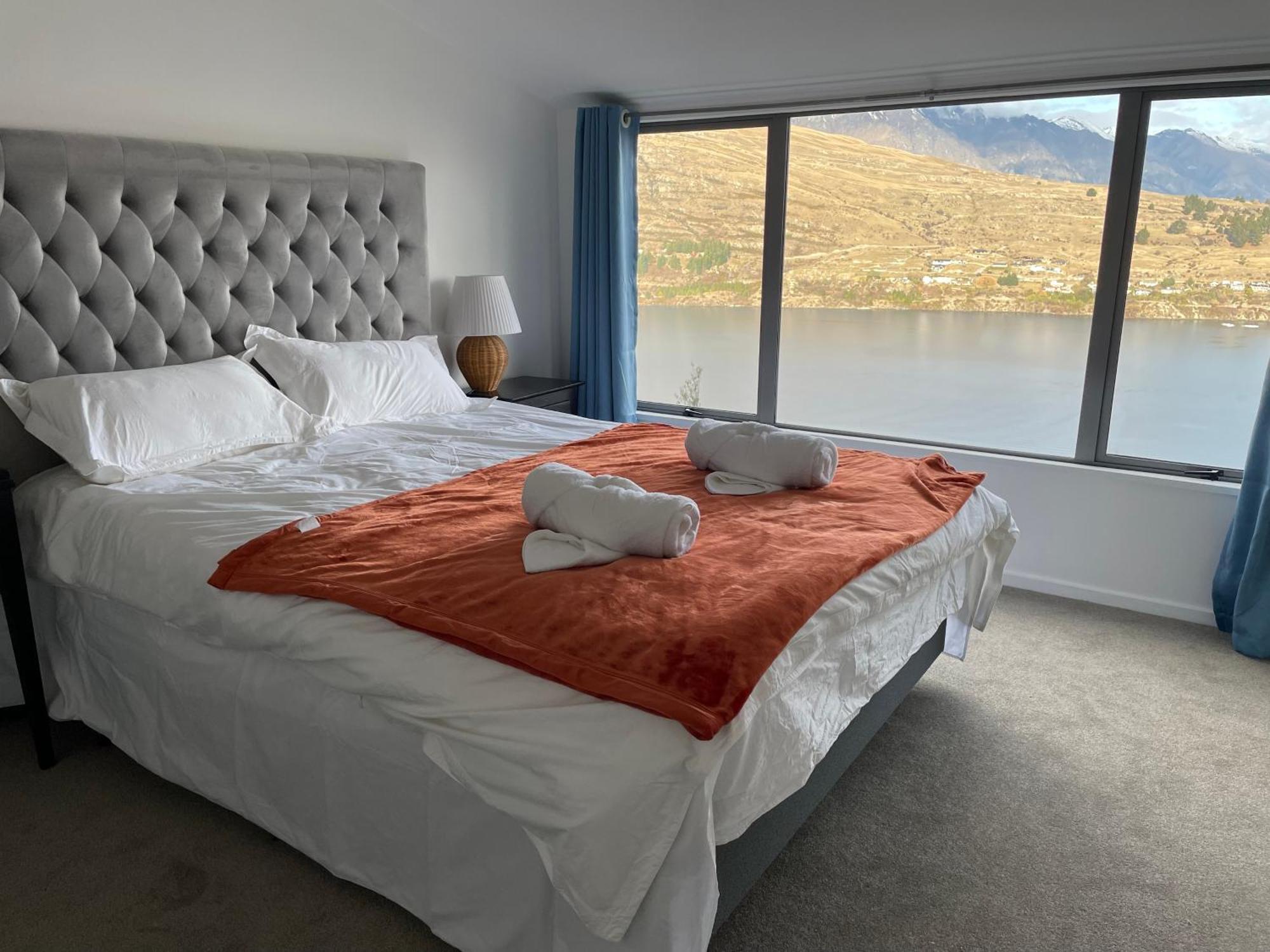 Ming'S Lakeside Goldleaf Suites Queenstown Ngoại thất bức ảnh